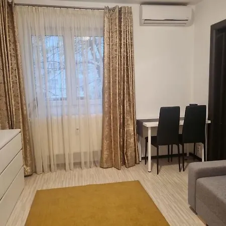 Myo's Place Apartment